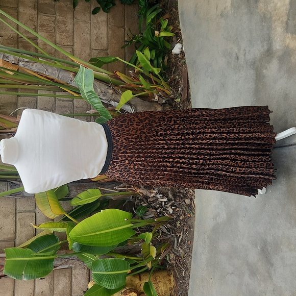 Zara Leopard Print Pleated Midi Skirt ASO Kate Middleton Extra Small - Picture 1 of 9